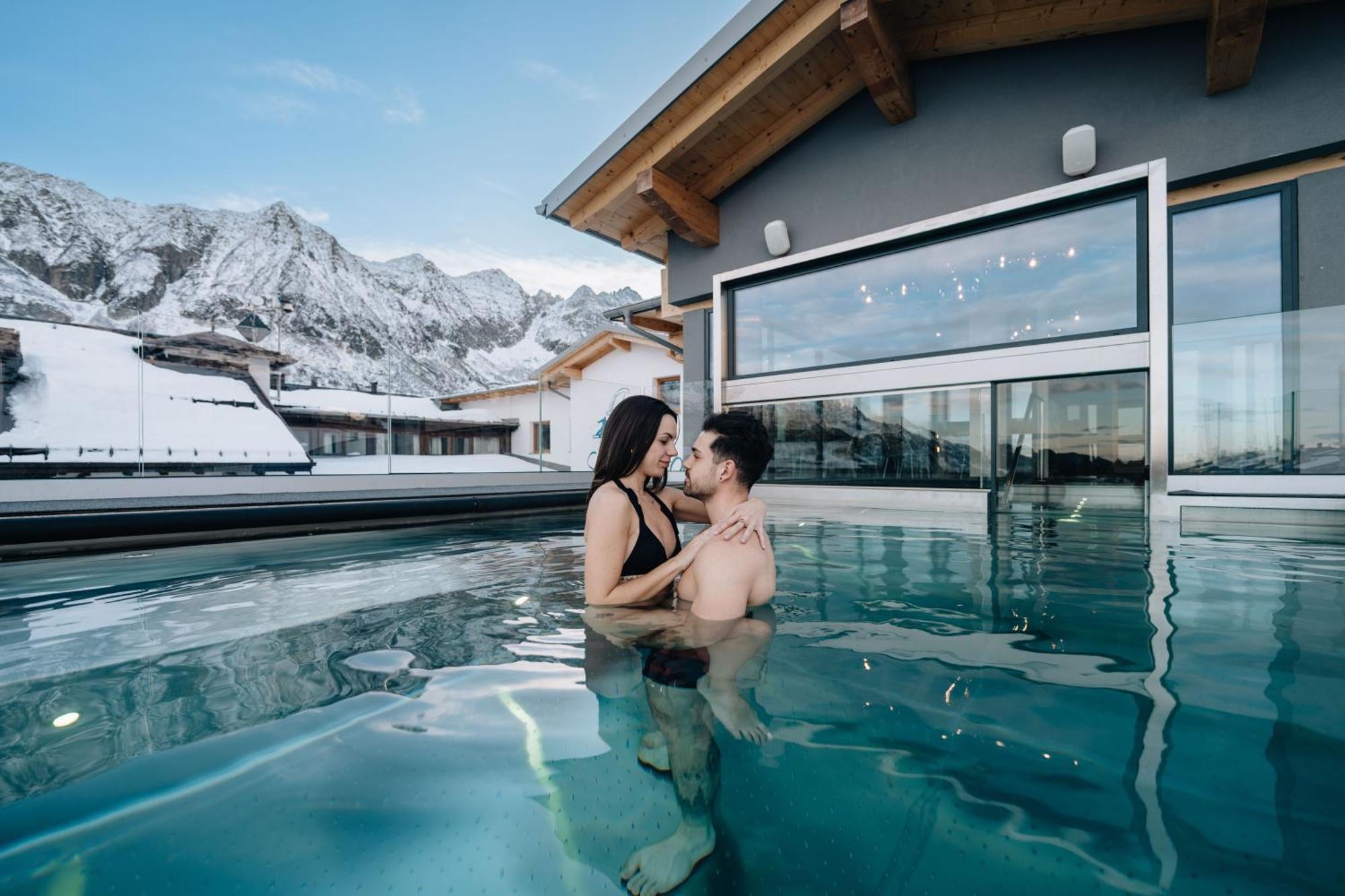 Sporting Hotel Passo del Tonale Exterior photo