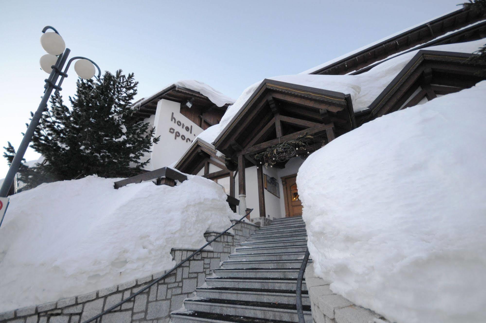 Sporting Hotel Passo del Tonale Exterior photo